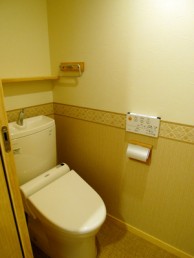 パイン素材を使った全面リフォーム